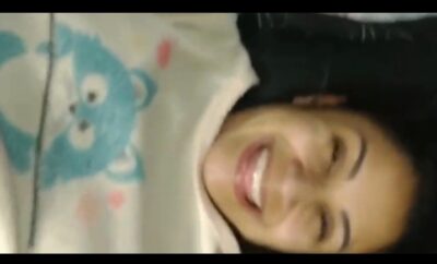 Novinha  traiu o namorado  com seu melhor amigo